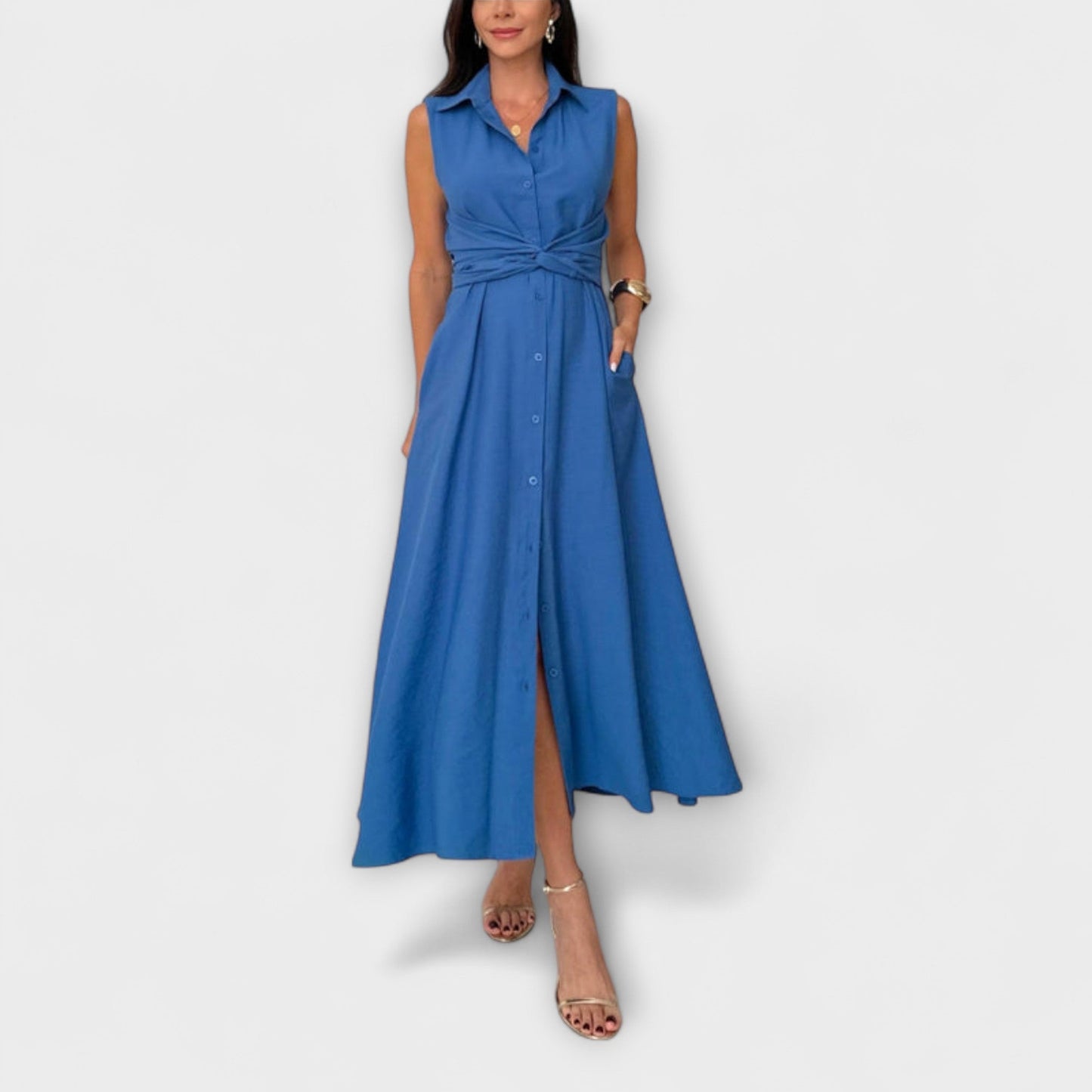 Mira - Auffälliges, einreihiges Midikleid mit Bindegürtel